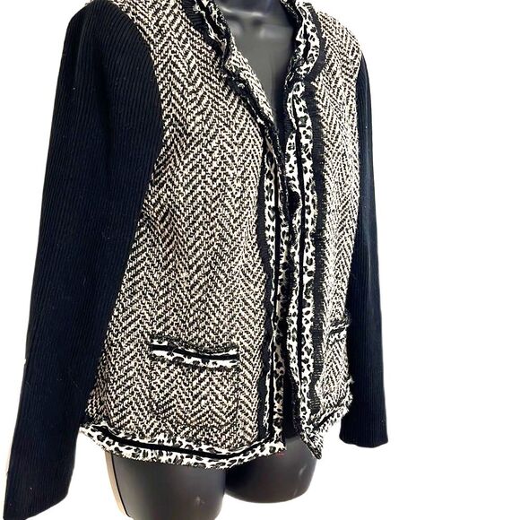 Chico’s Animal Print Tweed Chevron Bone Wool Blend Cardigan Black White Medium - Picture 2 of 7